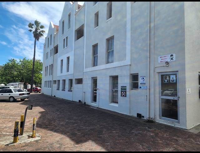 3 bed property to rent in STELLENBOSCH CENTRAL